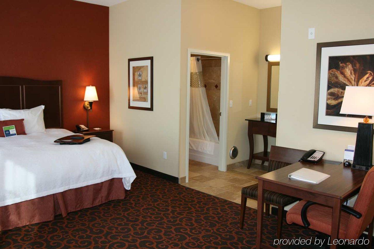Hampton Inn & Suites Watertown Quarto foto