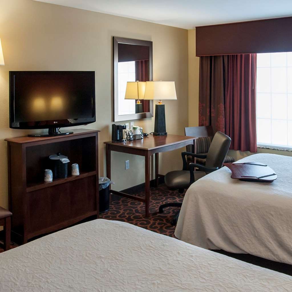 Hampton Inn & Suites Watertown Quarto foto